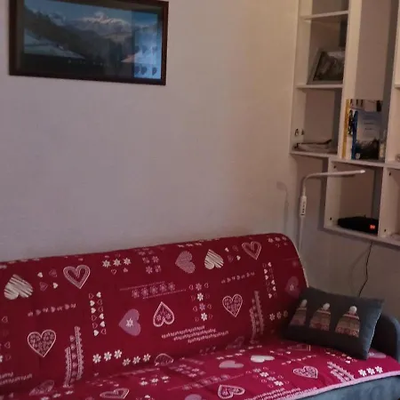 Cosy 2 A 4 Personnes Au Coeur Des Hautes-pyrenees Апартаменты *